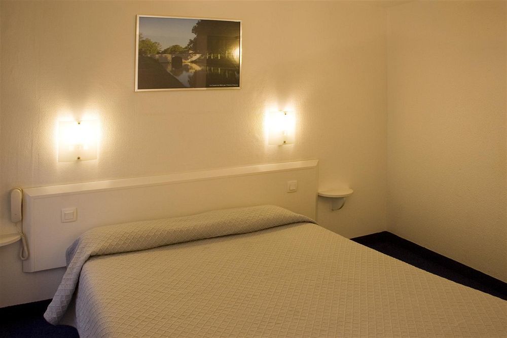 Hotel Ours Blanc - Centre Toulouse Exterior photo